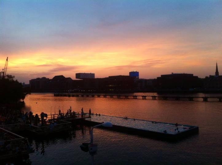 10377468_712717588785638_5803354711098450181_n