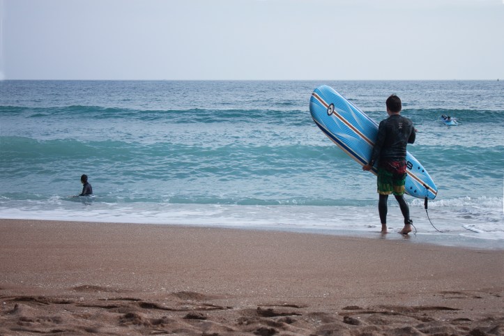 beach-surfer