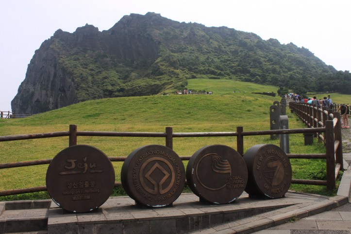 sunrise-peak-from-the-bottom