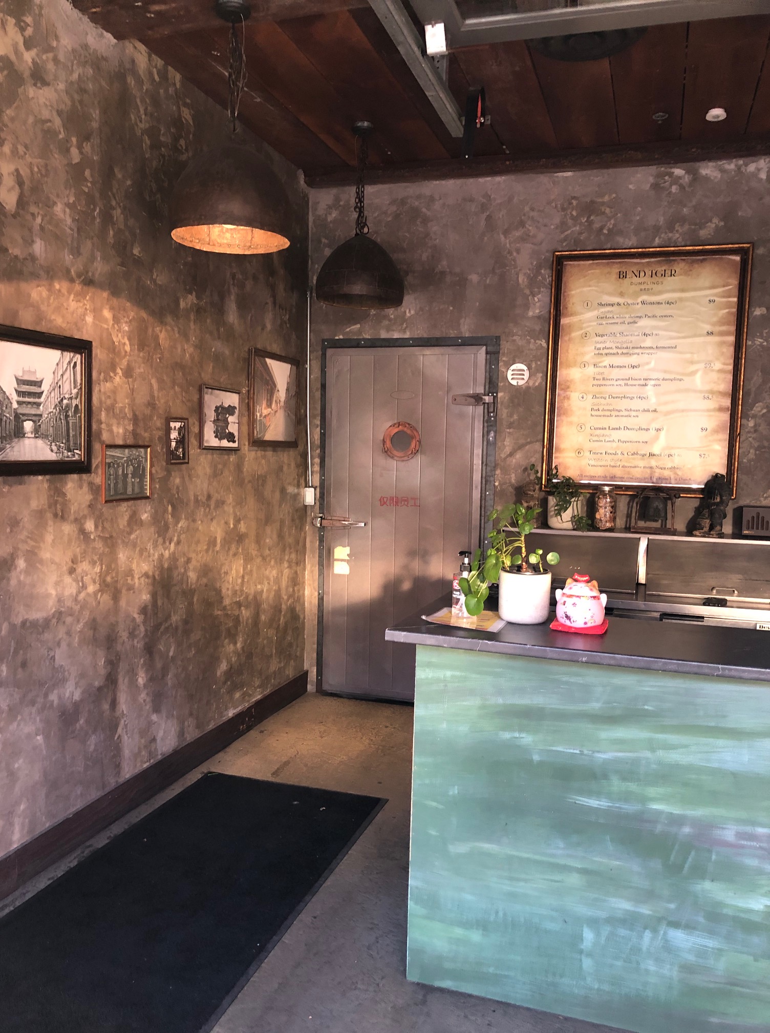 Vancouver's Secret Speakeasy: Where is Laowai? – Alison Karlene